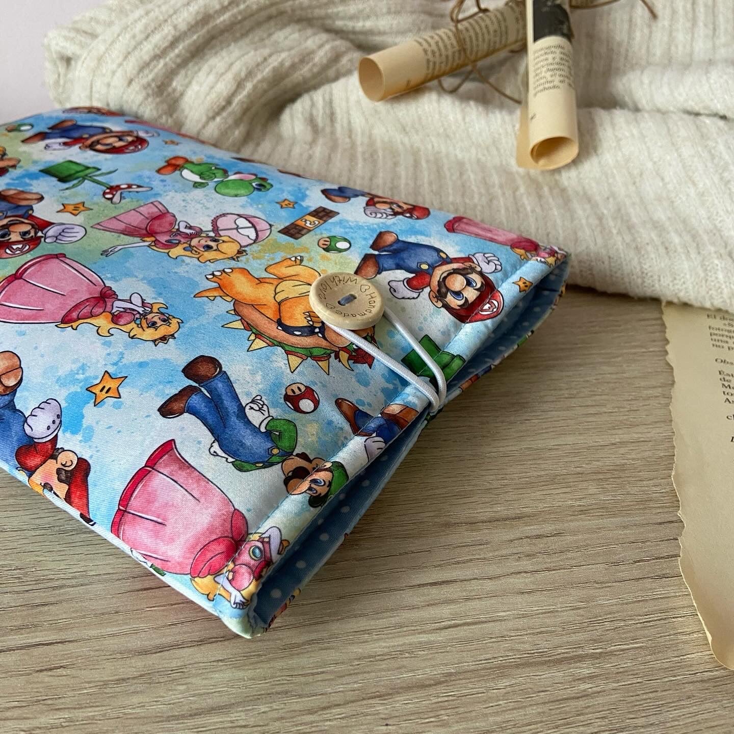 Funda literaria Mario Bros