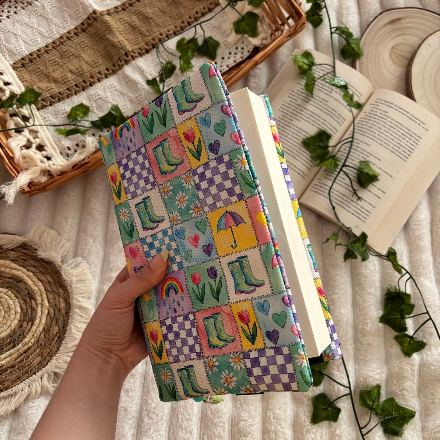 Funda ajustable corazones de Abril impermeable