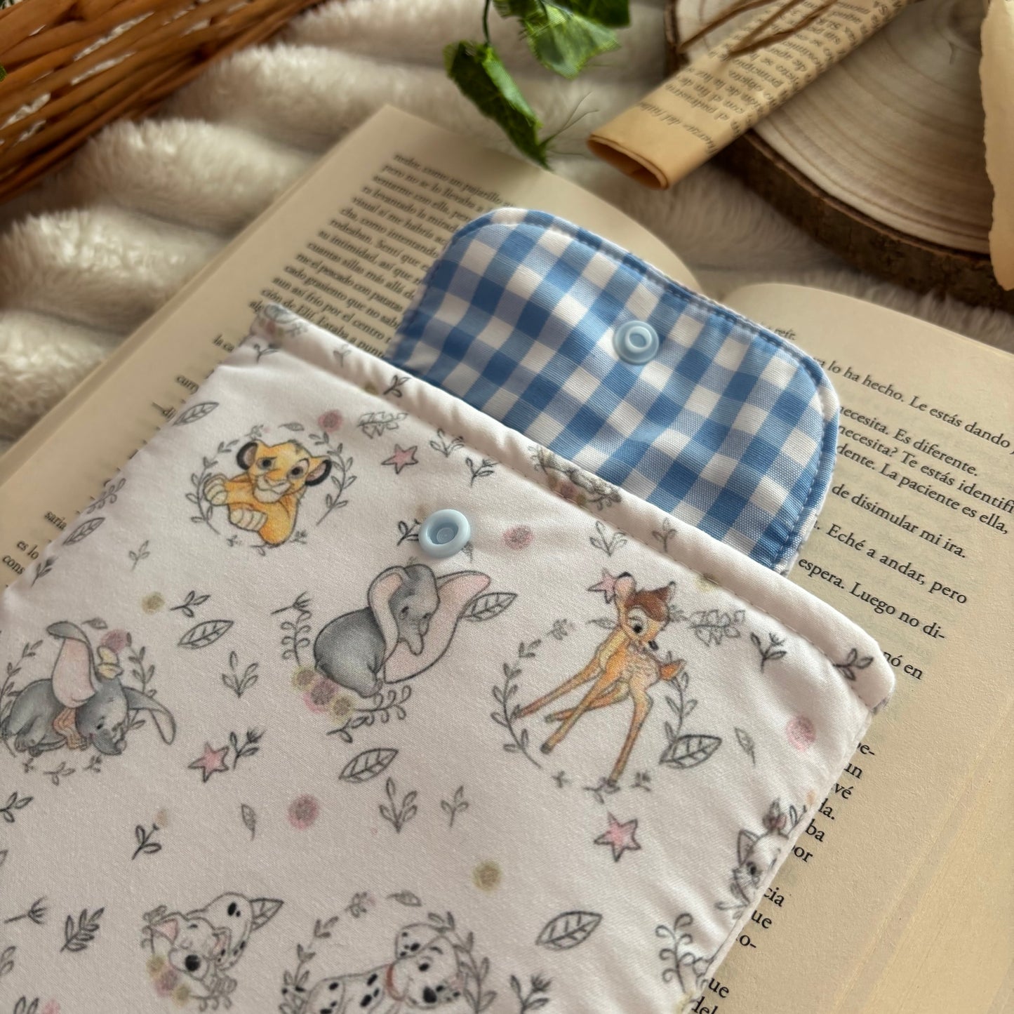 Funda para ebook personajes Disney