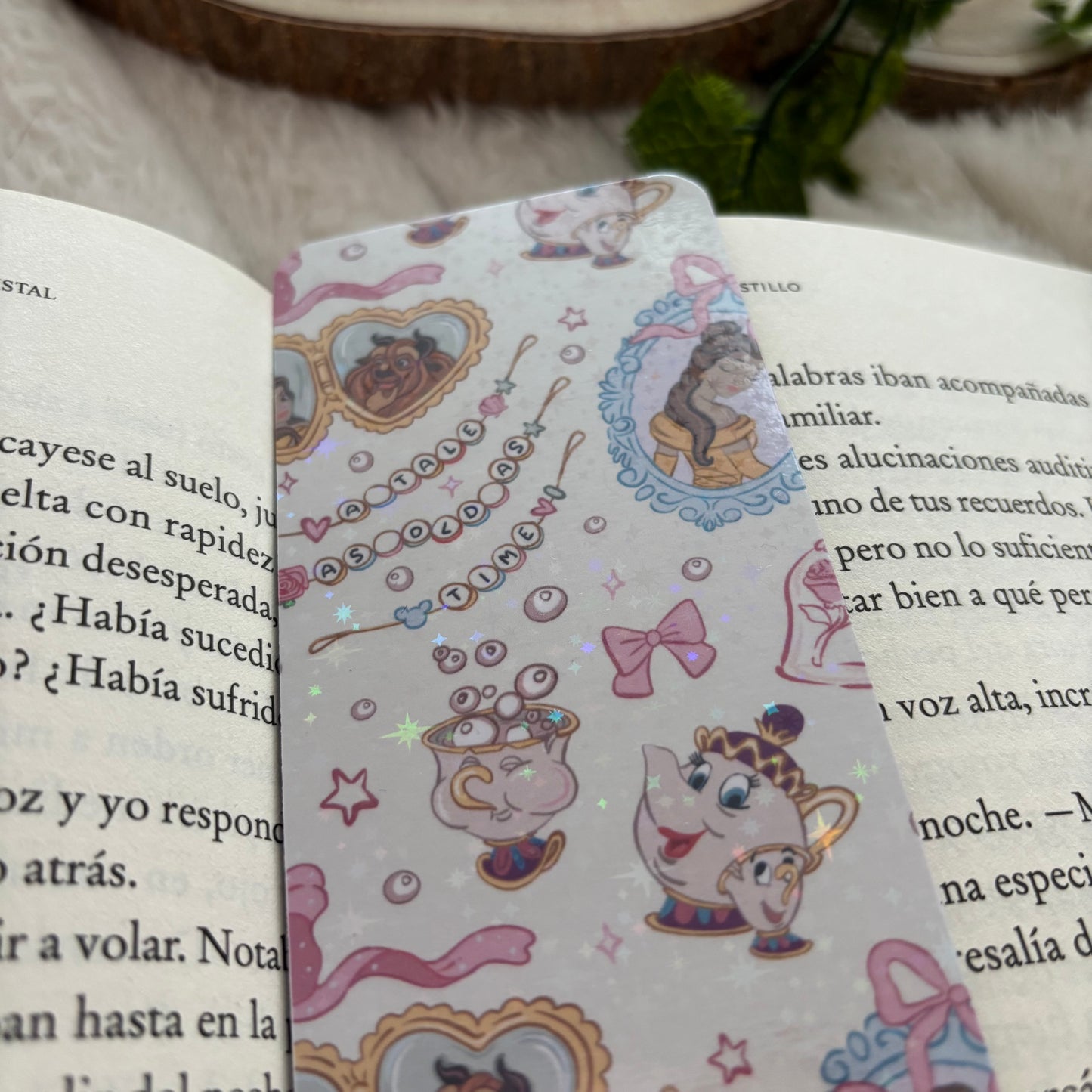 Marcapáginas Bella y Bestia holográfico