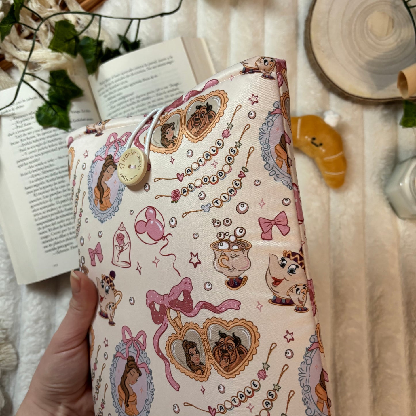 Funda literaria Tale as old as time Bella y Bestia