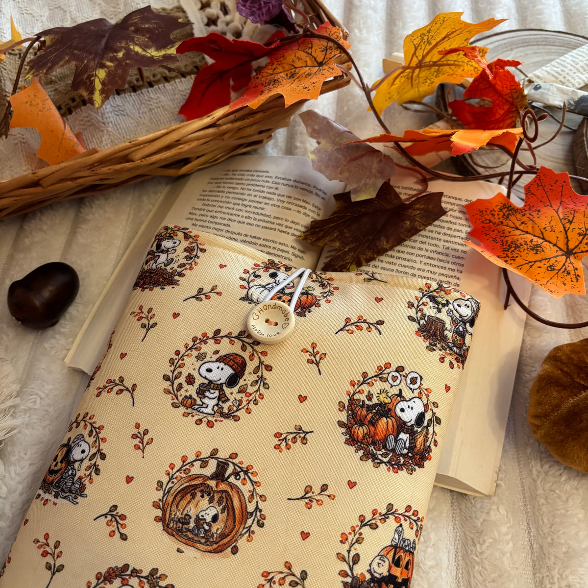 Funda literaria Hello autumn Snoopy impermeable