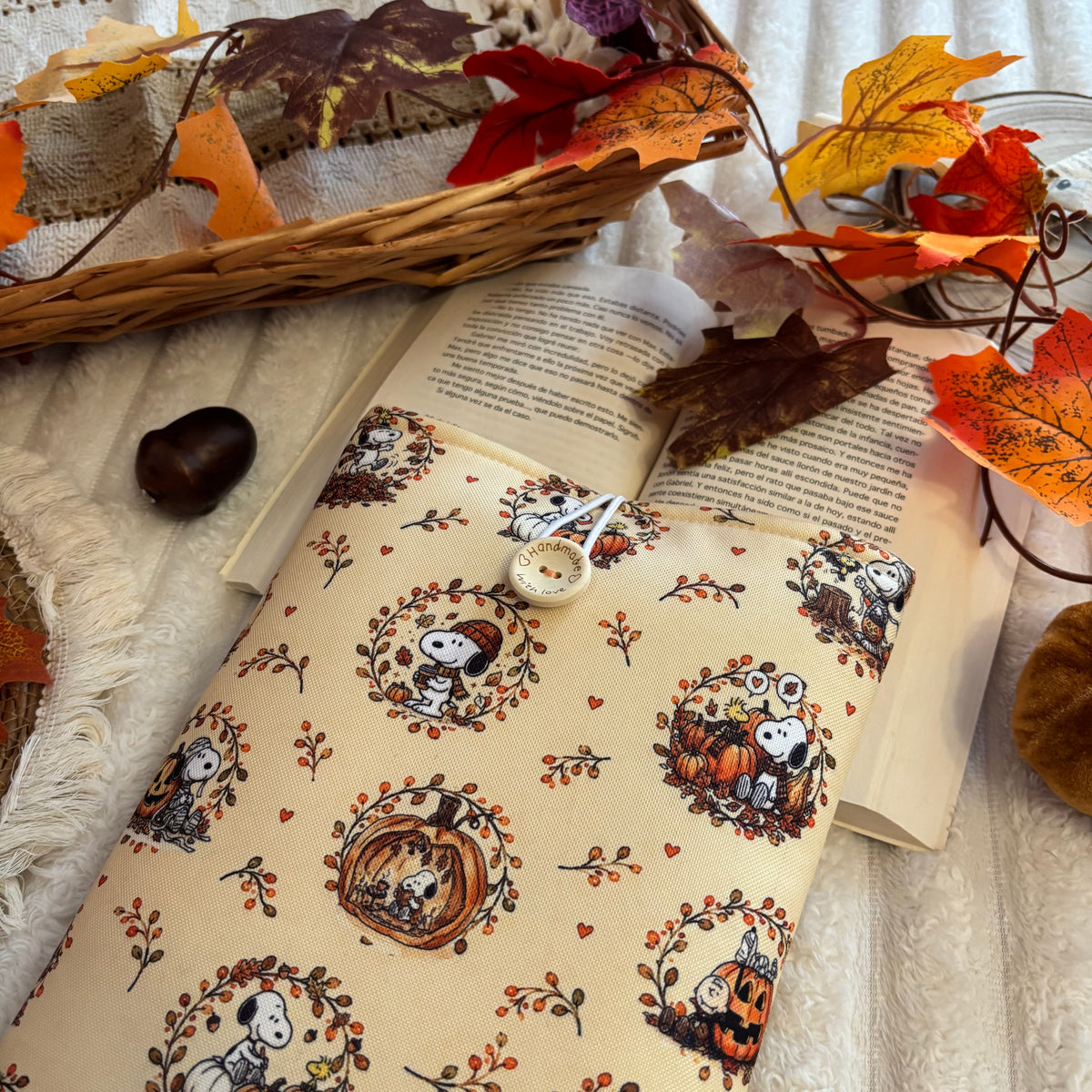 Funda literaria Hello autumn Snoopy impermeable