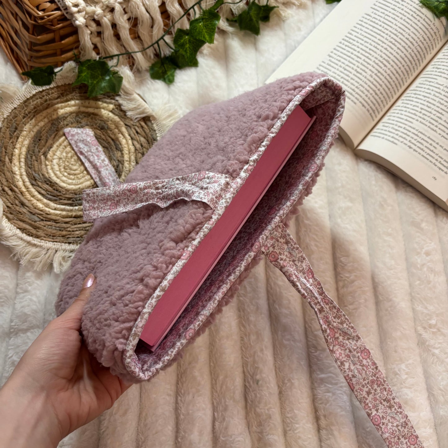 Funda literaria borreguito Wanda