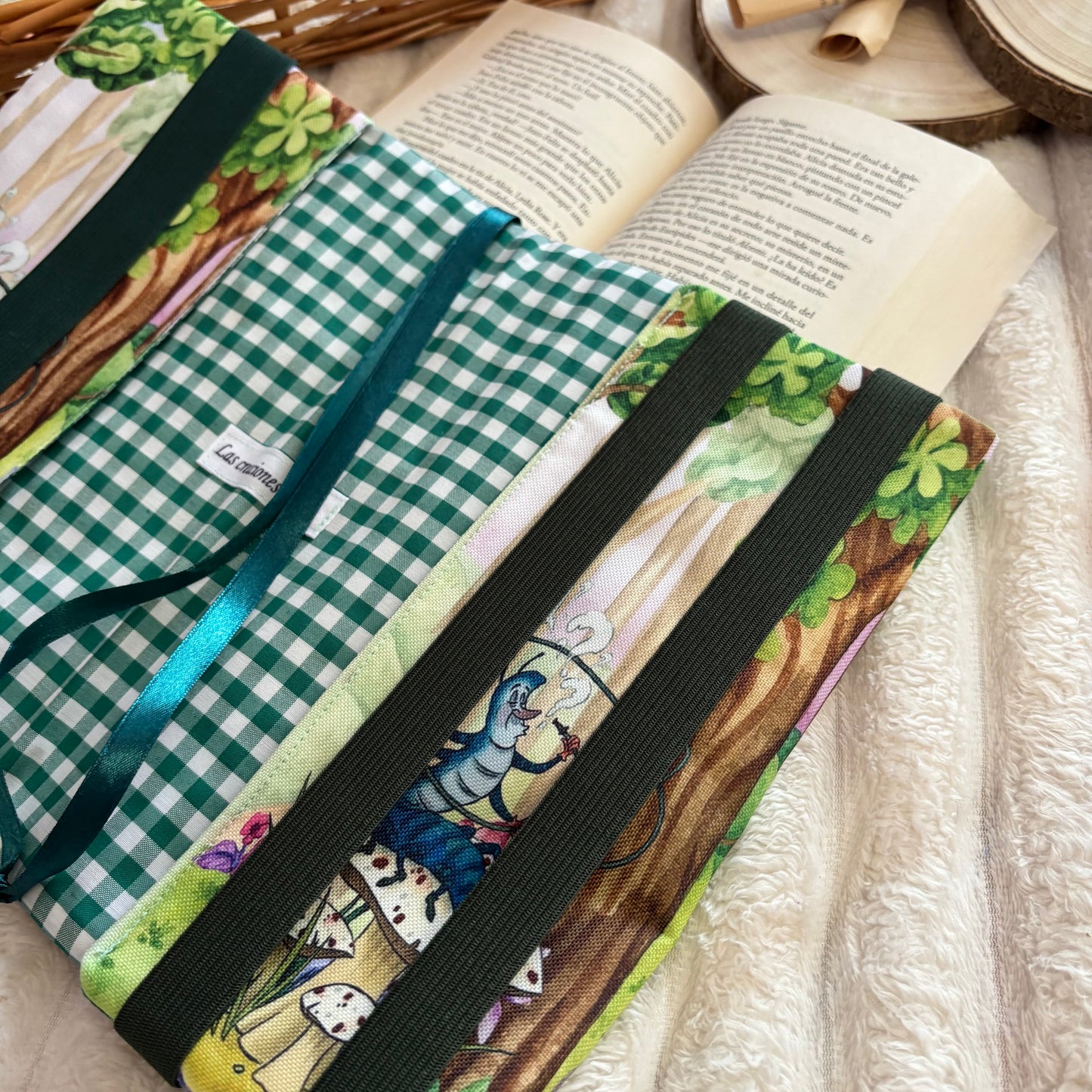 Funda ajustable en el país de las maravillas impermeable