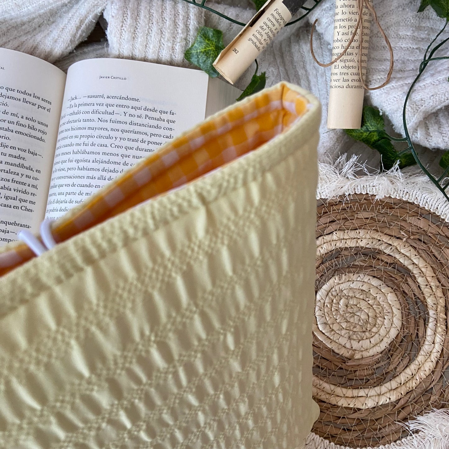 Funda literaria girasoles y limones con bolsillo