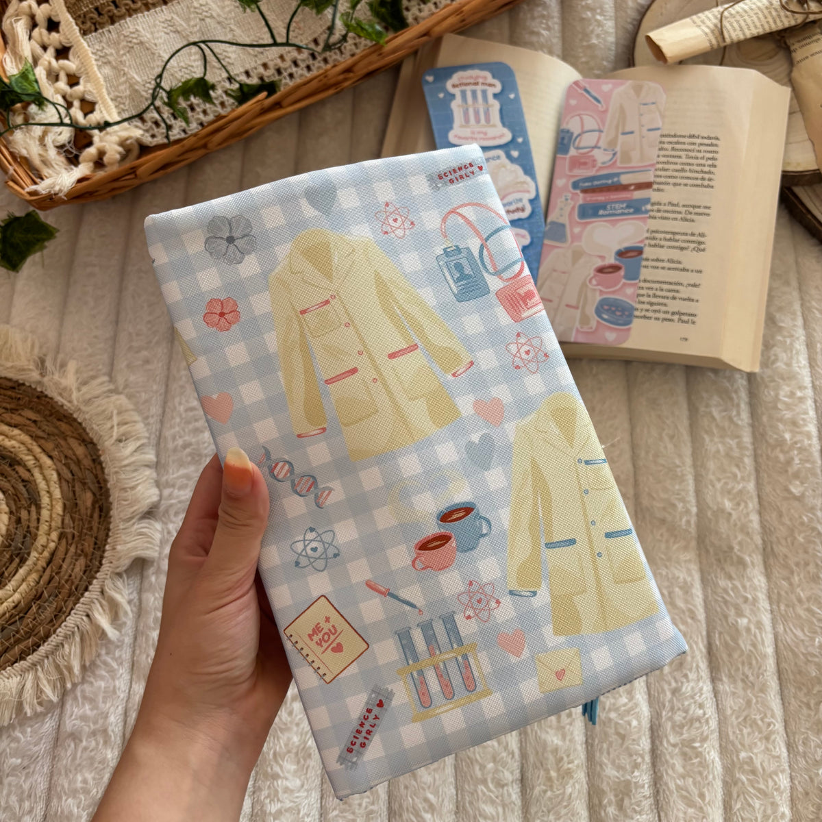 Funda ajustable impermeable inspirada en La hipótesis del amor impermeable