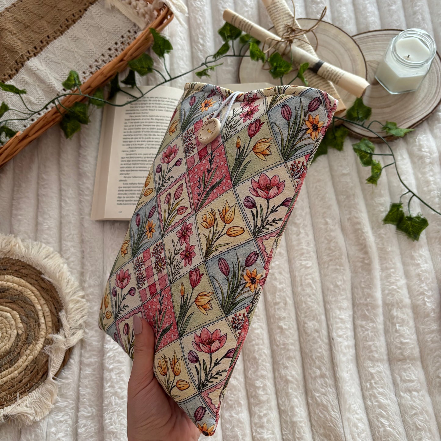 Funda literaria jardín encantado