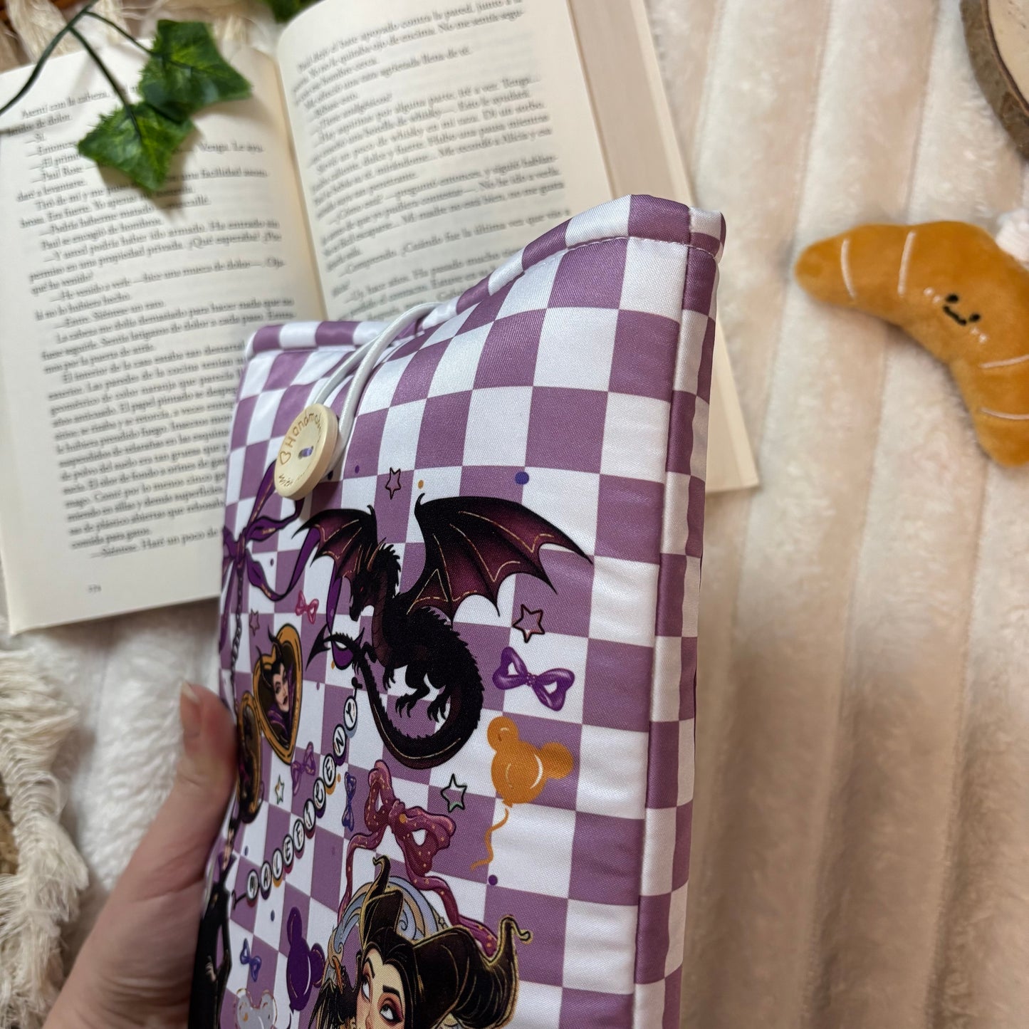 Funda literaria Maléfica