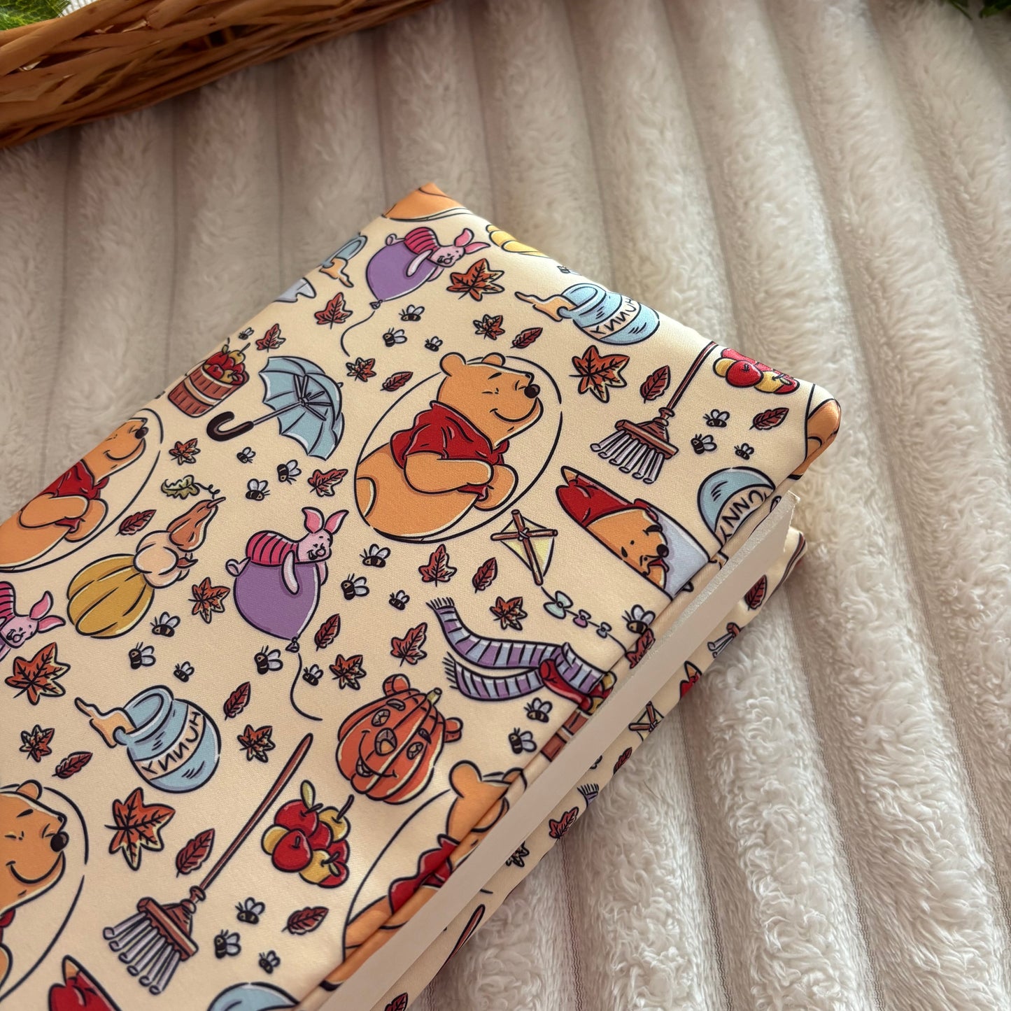 Funda ajustable Winnie en otoño