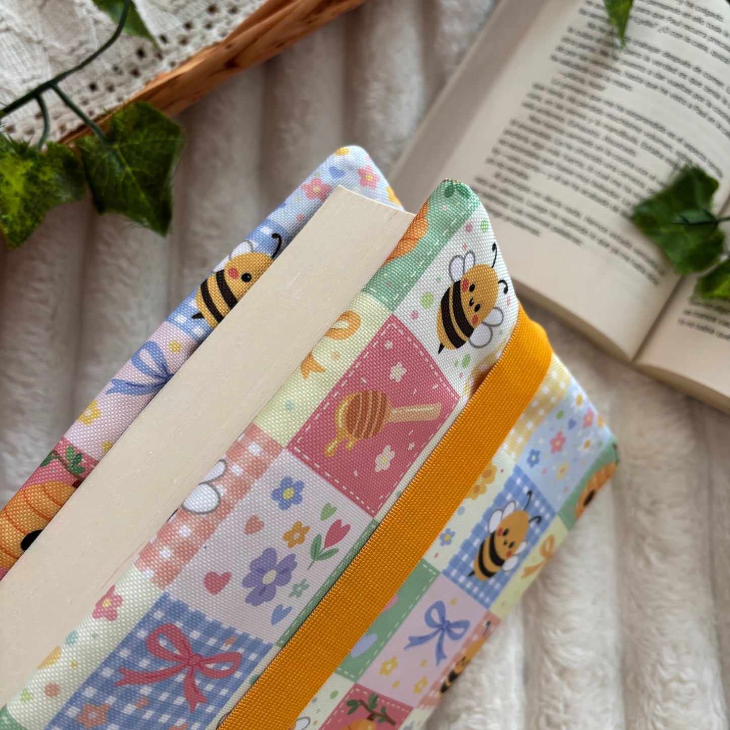 Funda ajustable abejitas impermeable