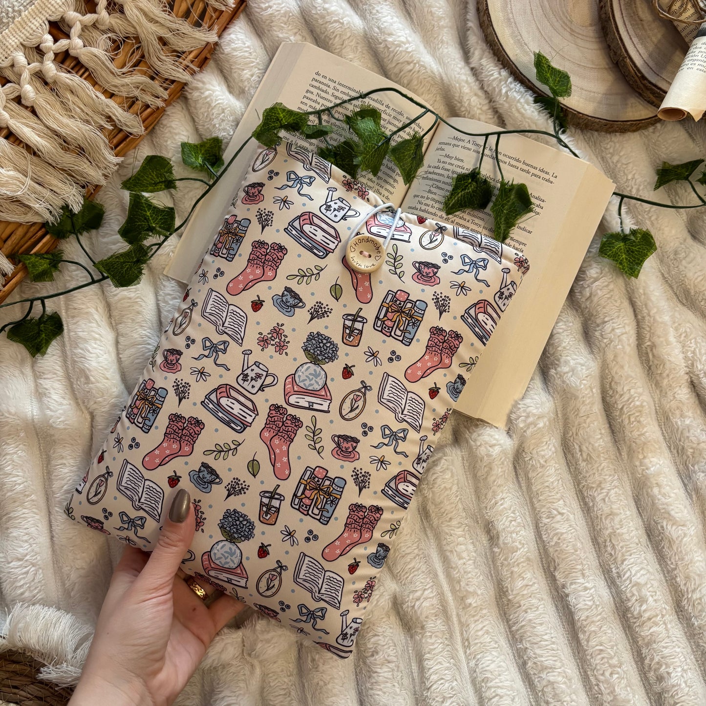 Funda literaria spring is coming