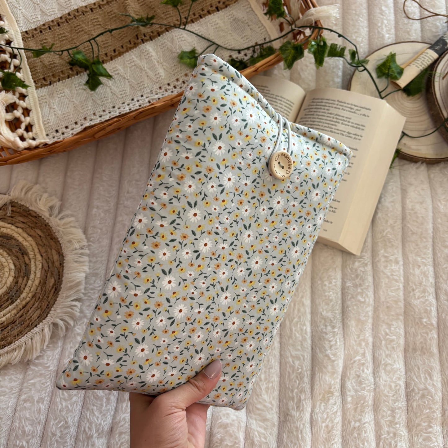 Funda literaria tus margaritas