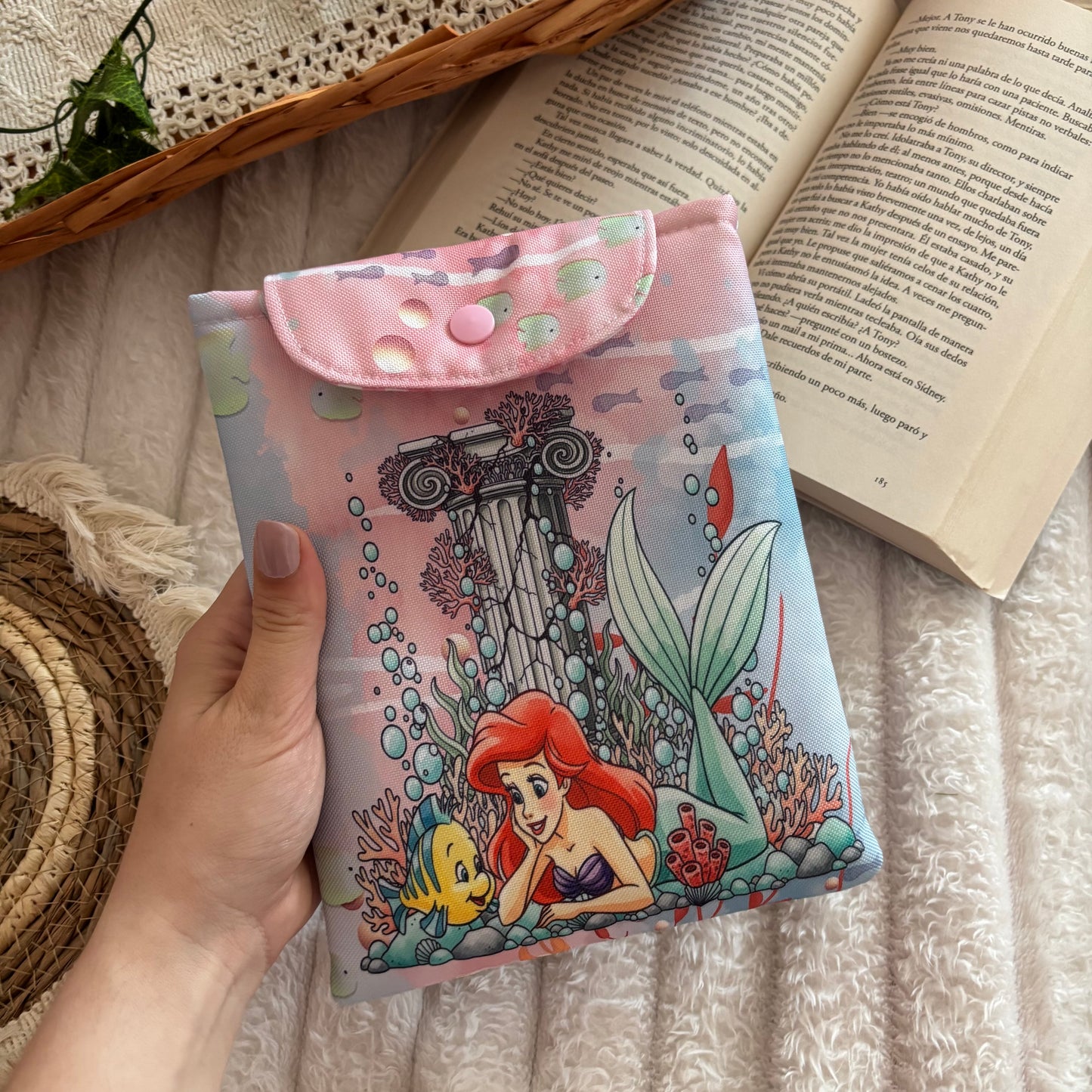 Funda kindle/kobo libra colour La sirenita under the sea impermeable
