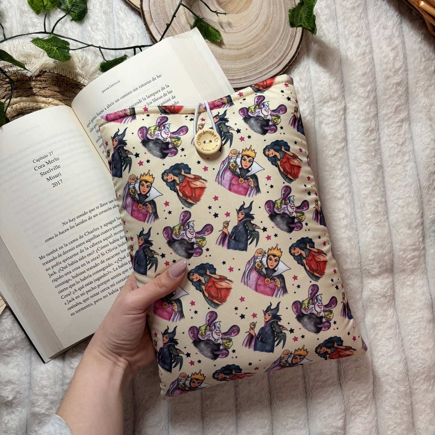 Funda literaria Villanas Disney