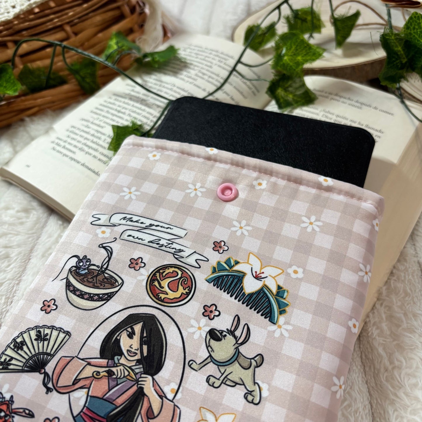 Funda kindle/kobo libra colour princesa Mulán