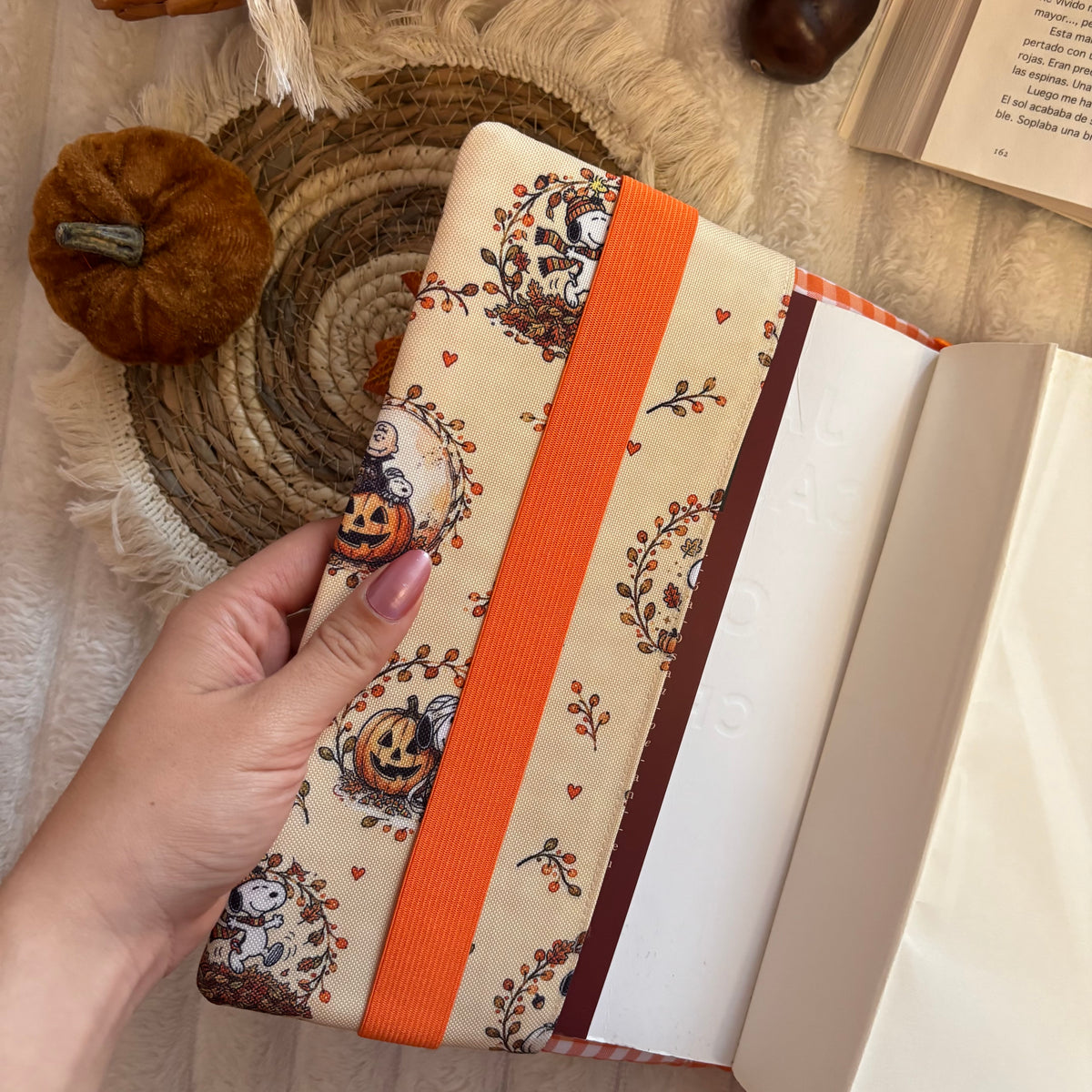 Funda ajustable Hello Autumn Snoopy impermeable