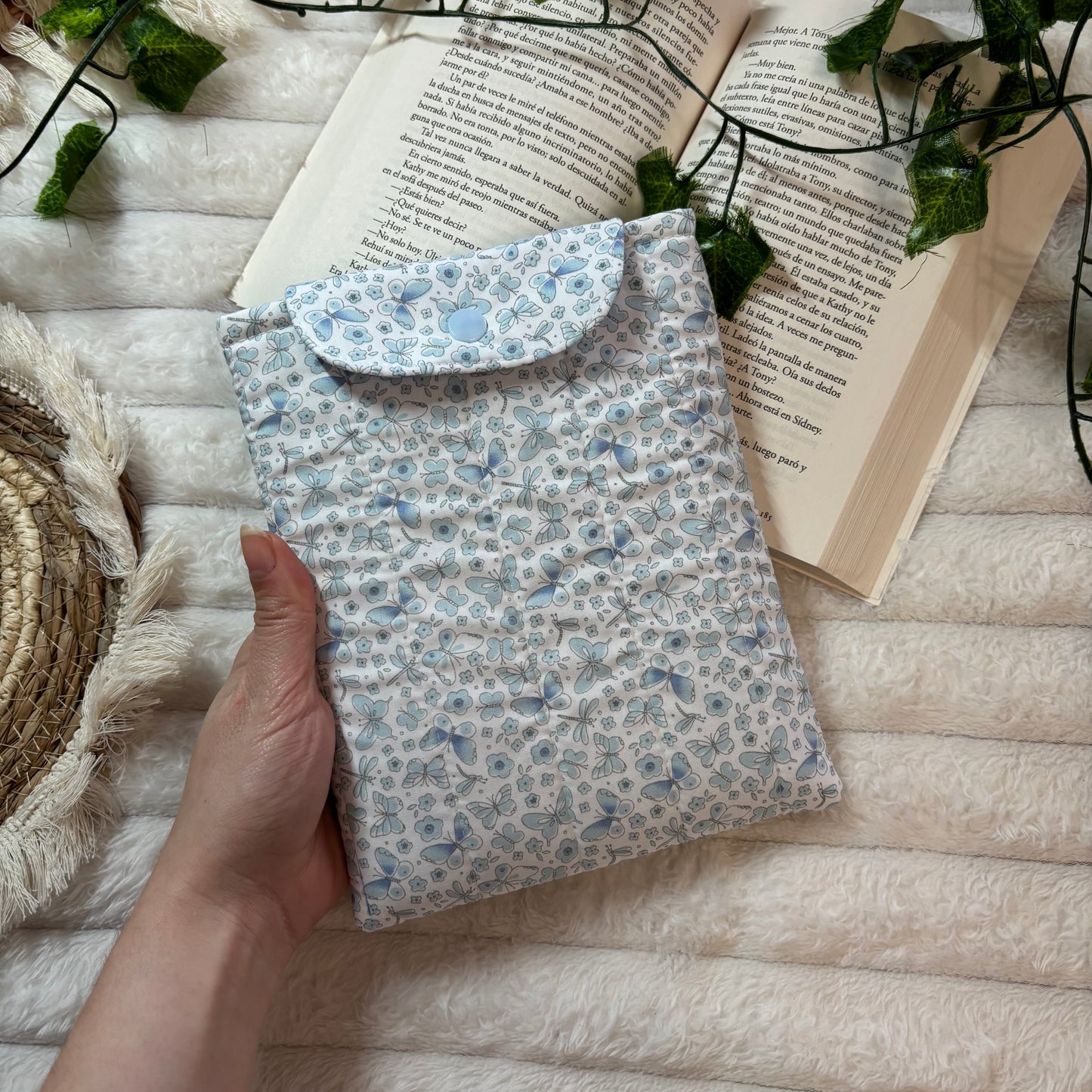 Funda kindle/kobo libra colour blue happiness