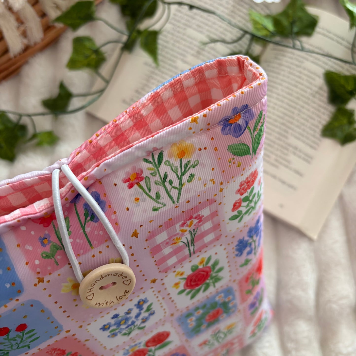 Funda literaria esencia primaveral