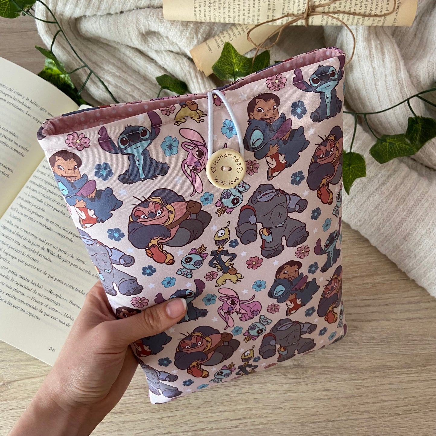 Funda literaria Stitch uno