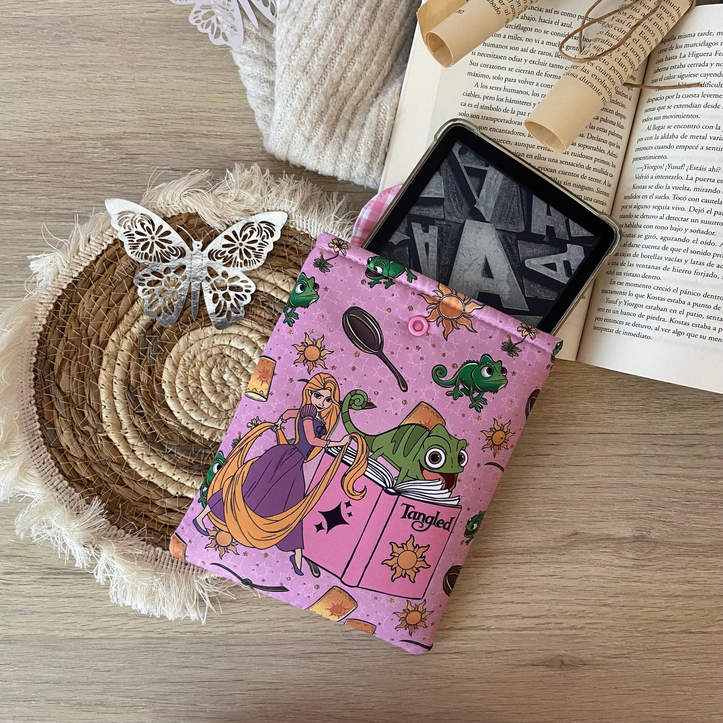 Funda kindle/kobo libra colour Rapunzel