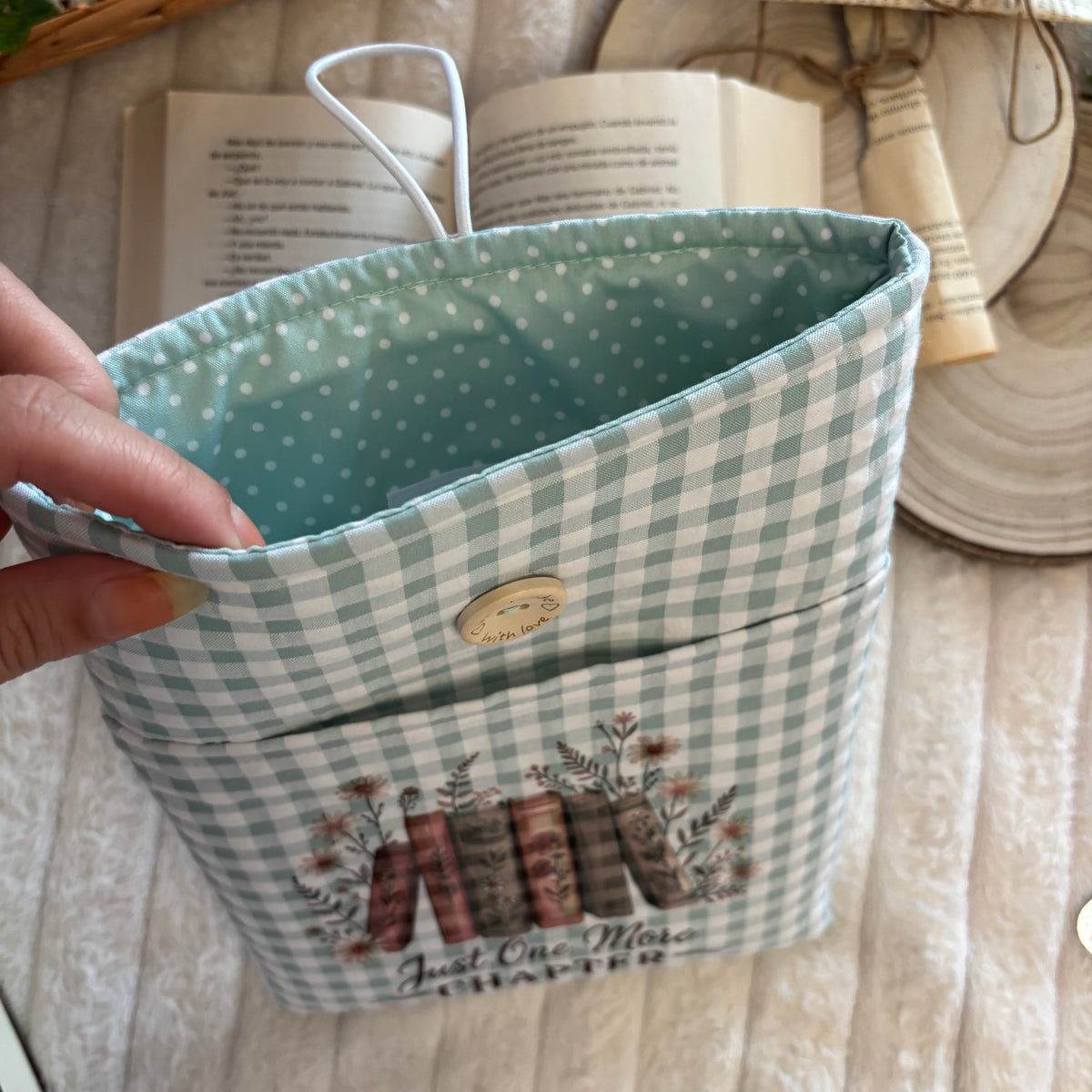 Funda literaria Just one more chapter vichy con bolsillo