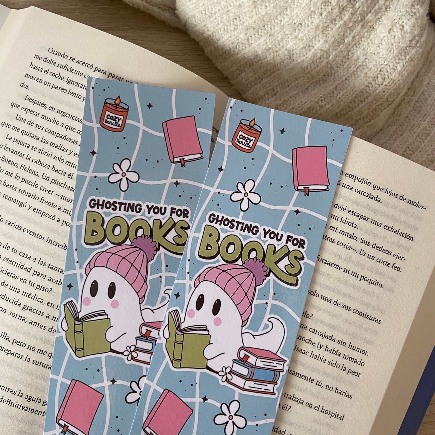 Marcapáginas ghosting you for books
