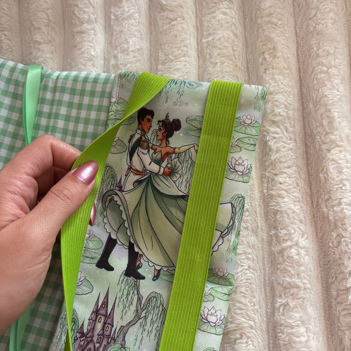 Funda ajustable Tiana y el sapo impermeable
