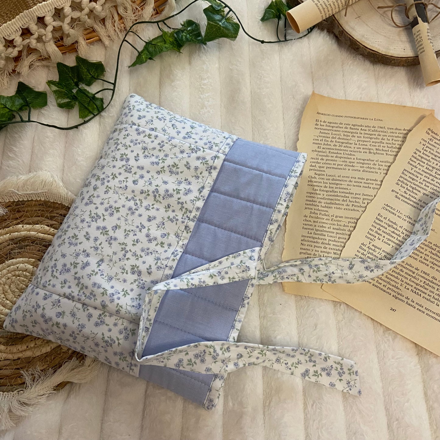 Funda literaria Bloom acolchada con bolsillos