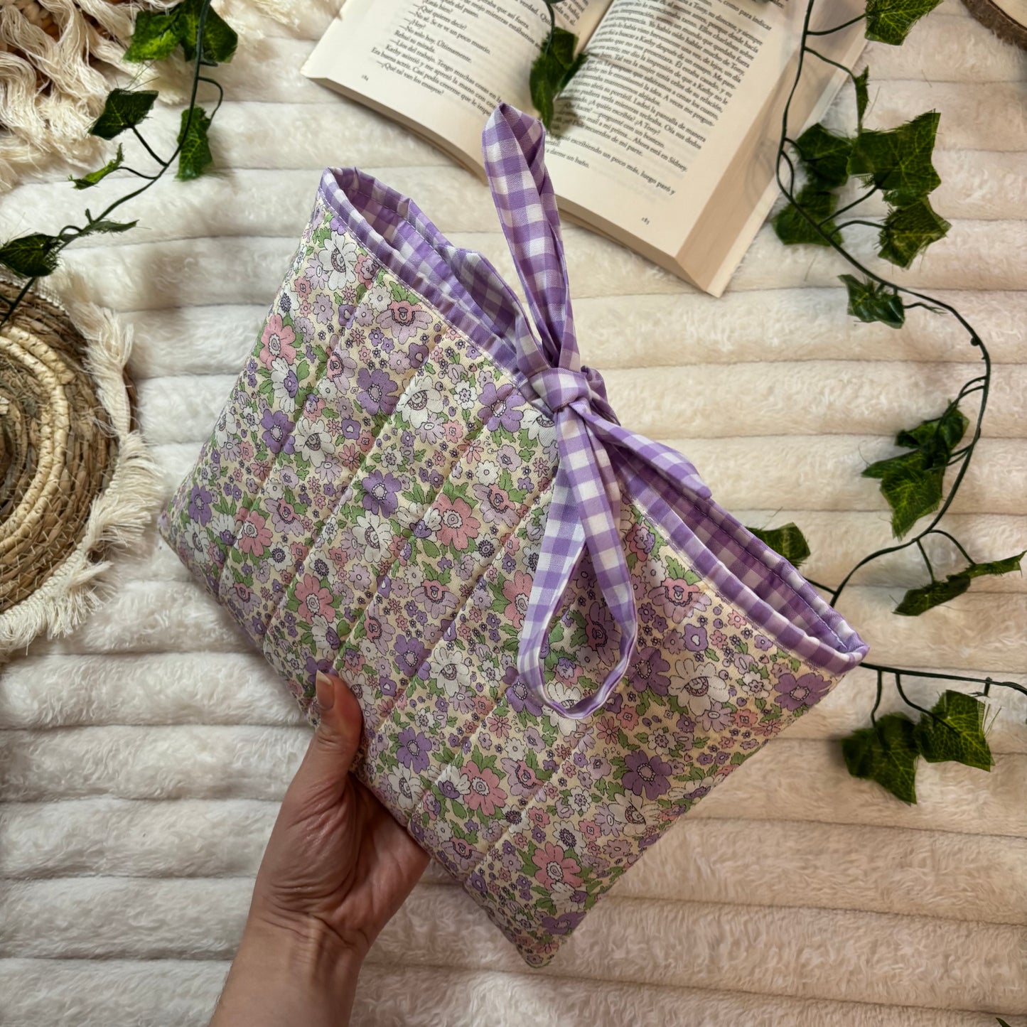 Funda literaria Anastasia