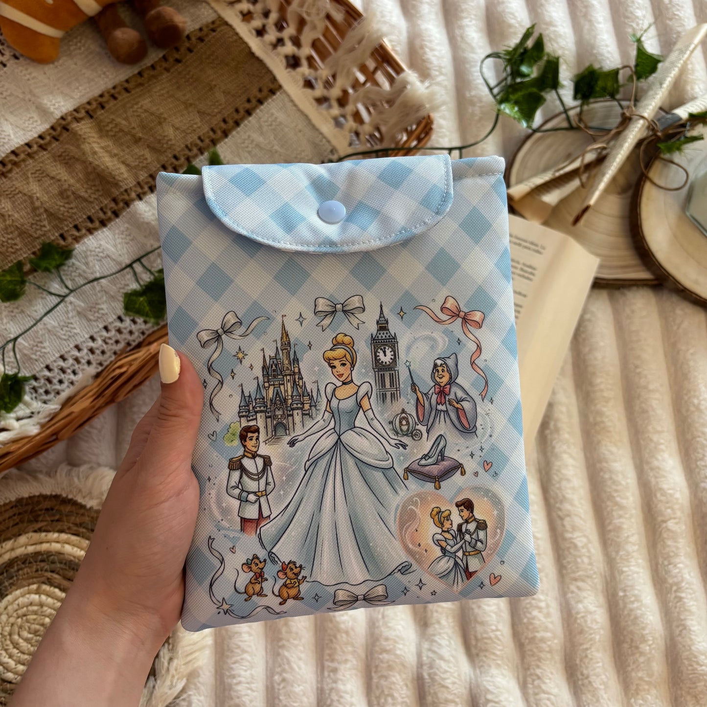 Funda kindle/kobo Cenicienta impermeable