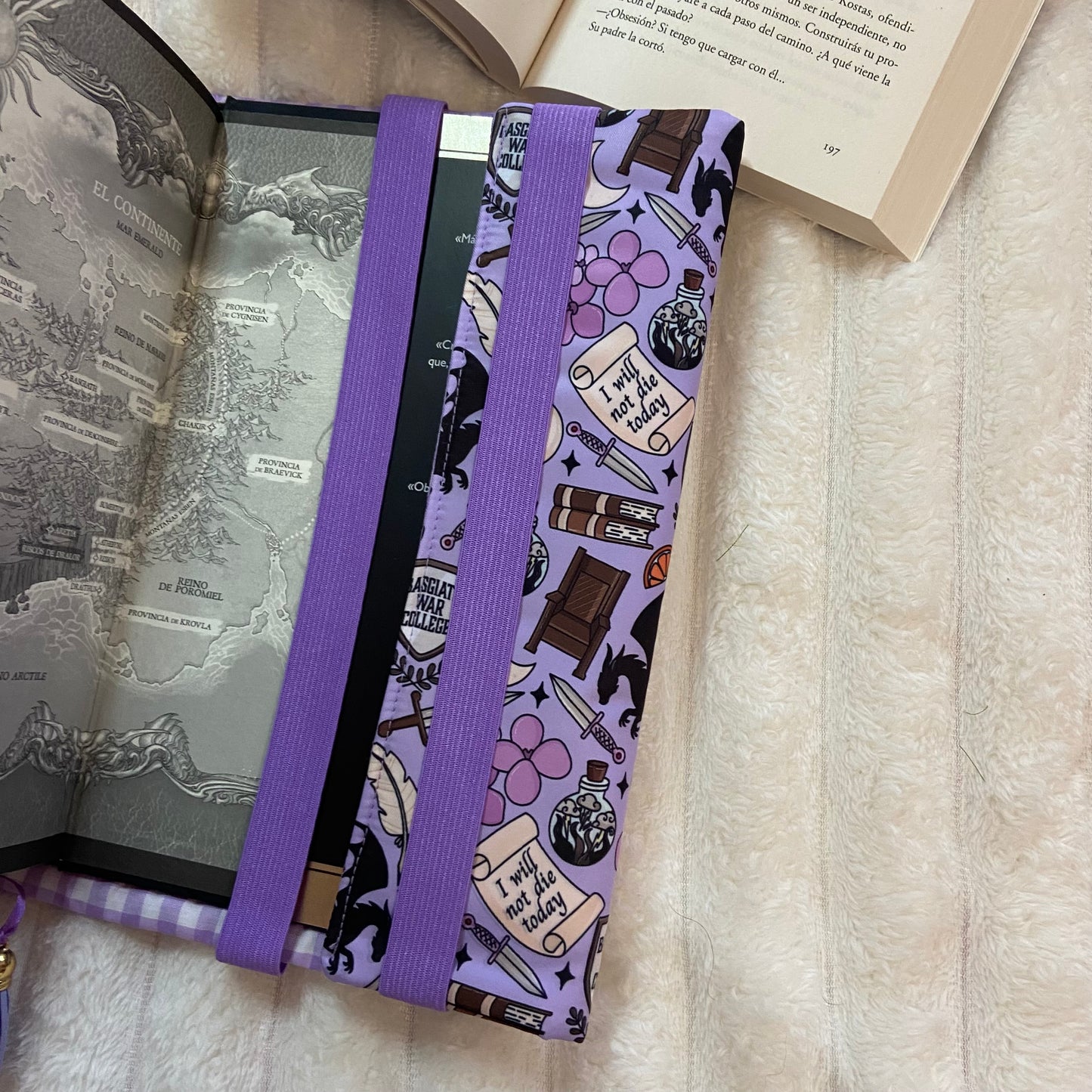 Funda ajustable Basgiath war college