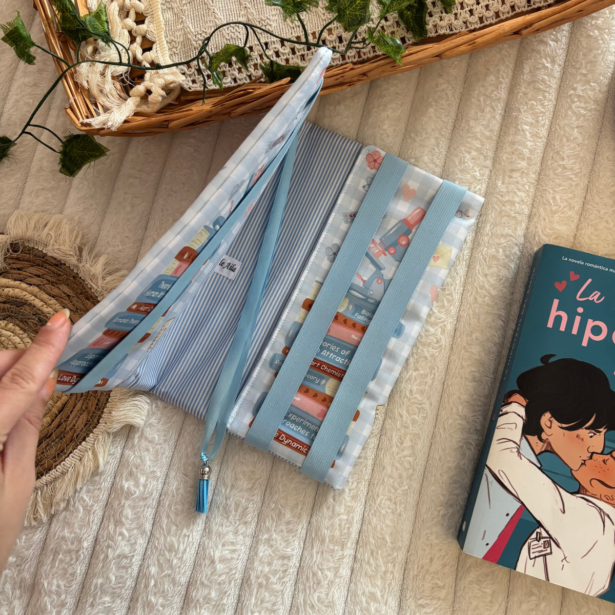 Funda ajustable impermeable inspirada en La hipótesis del amor impermeable