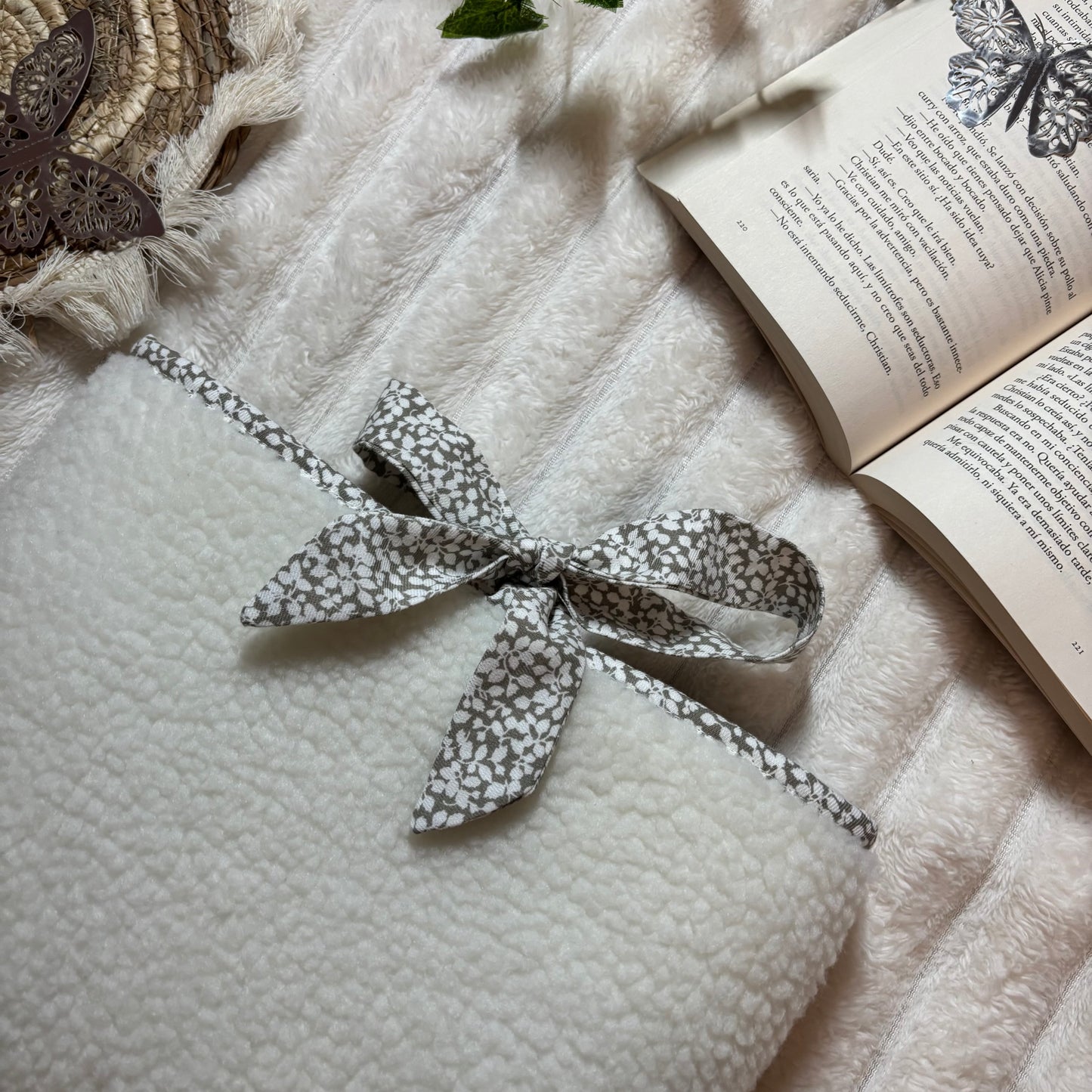 Funda literaria borreguito Calma