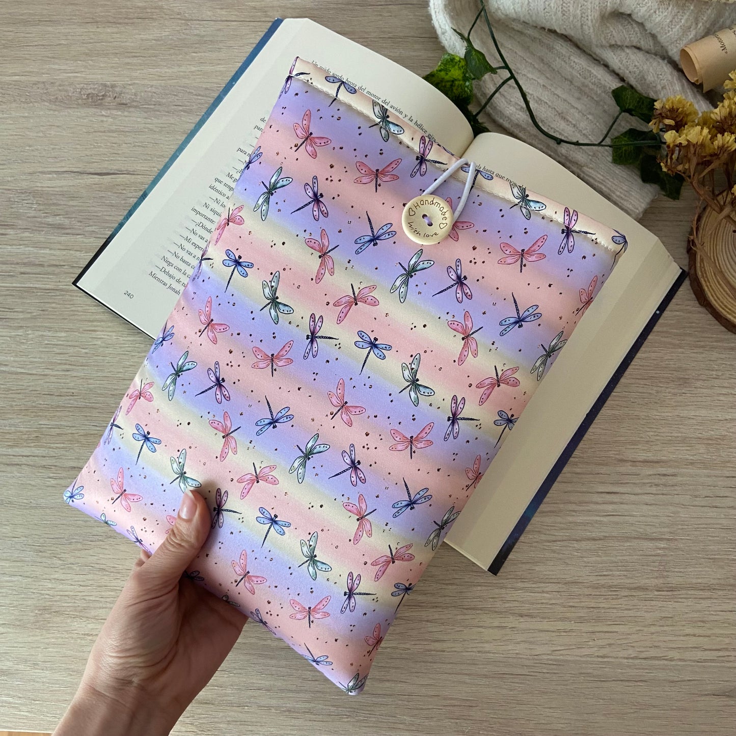 Funda literaria libélulas