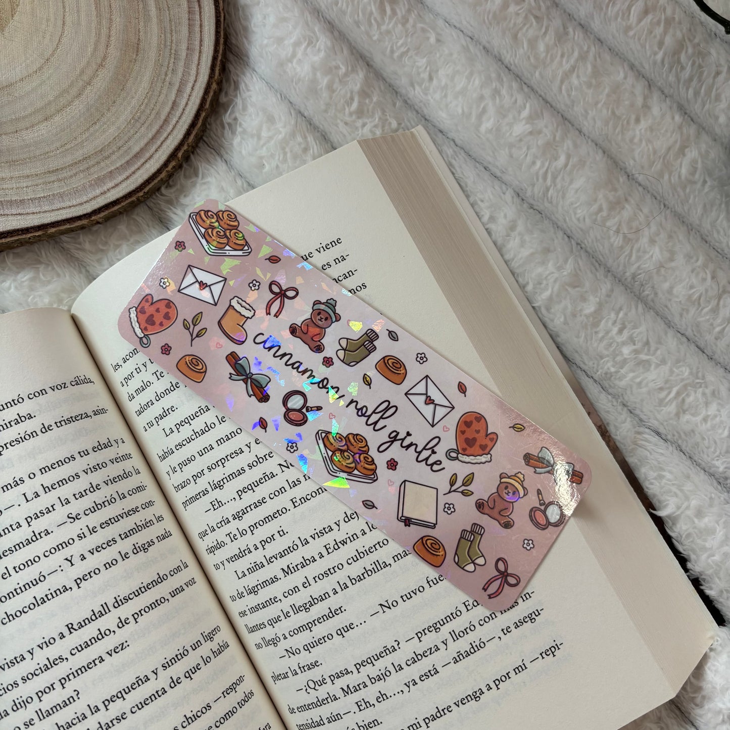 Marcapáginas cinnamonroll girlie holográfico