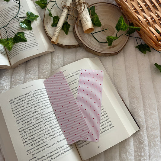 Marcapáginas corazoncitos