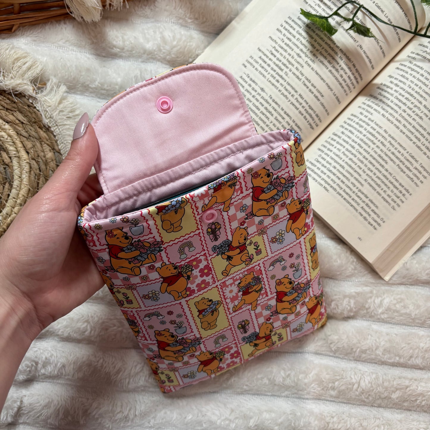 Funda kindle/kobo libra colour collage Winnie
