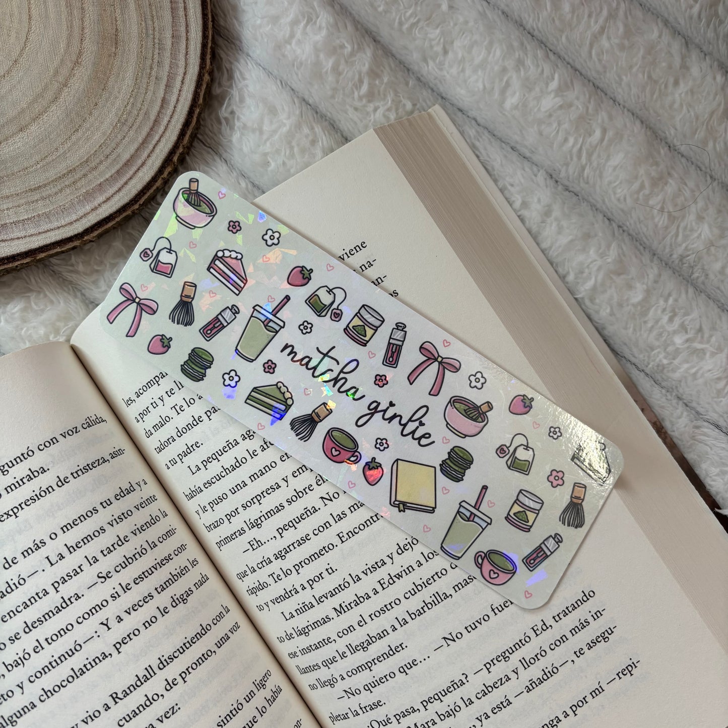 Marcapáginas Matcha girlie holográfico