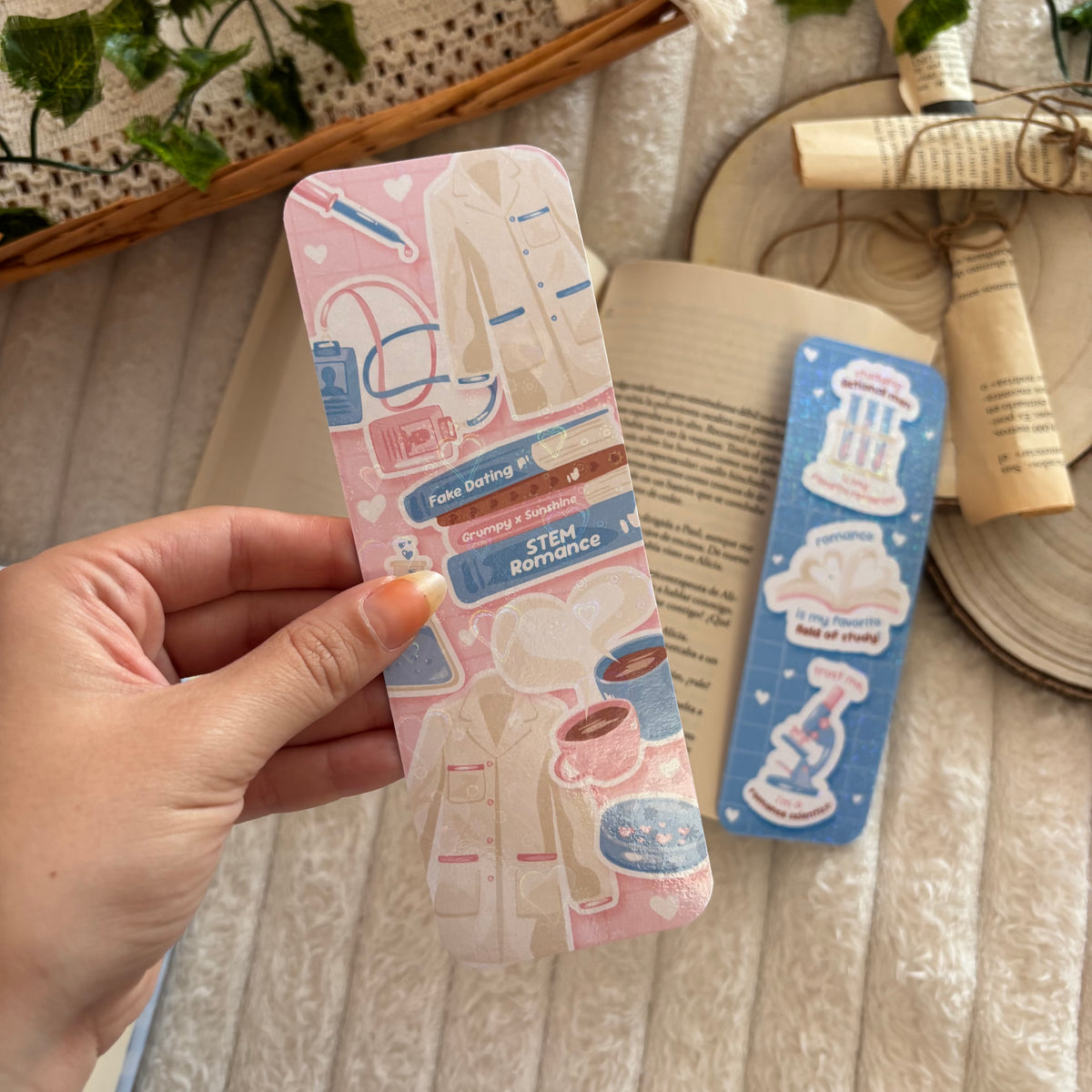 Pack 2 marcapáginas inspirados en La hipótesis del amor holográficos