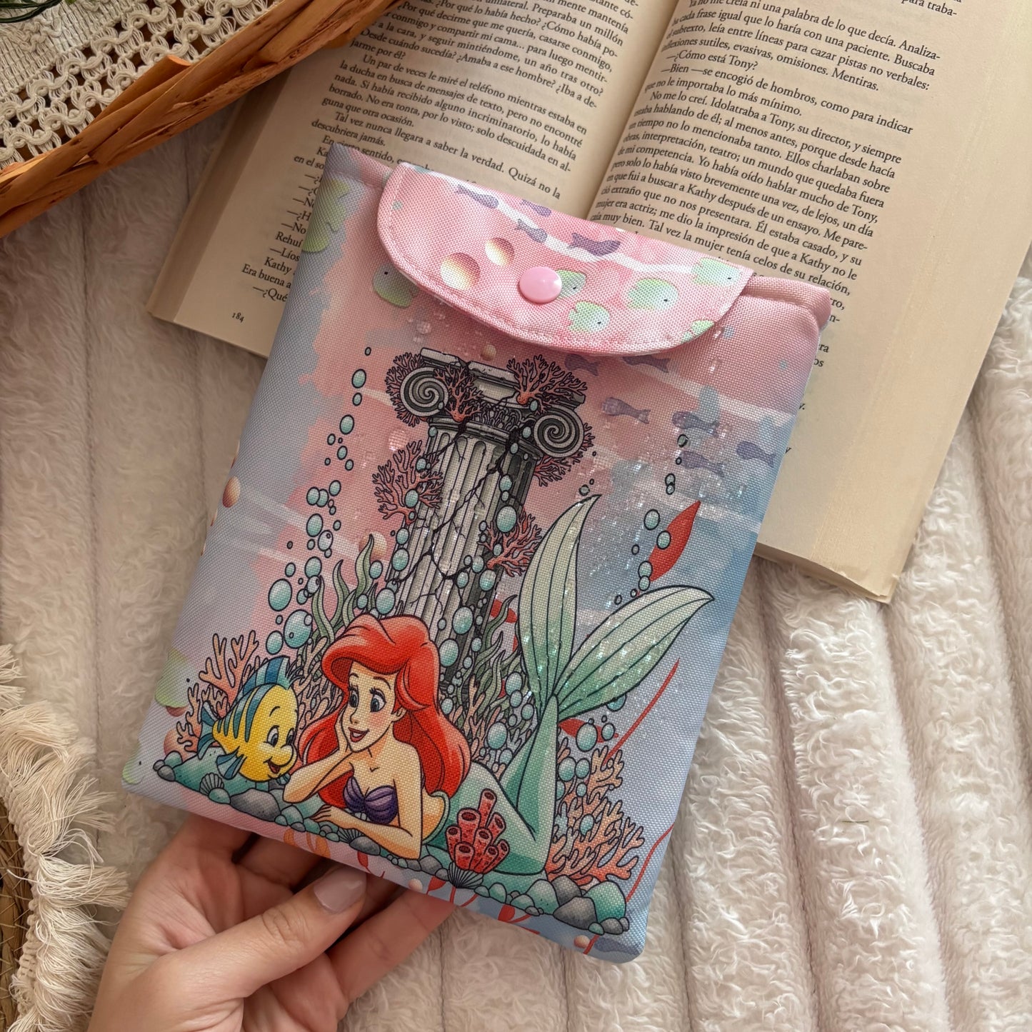 Funda kindle/kobo libra colour La sirenita under the sea impermeable