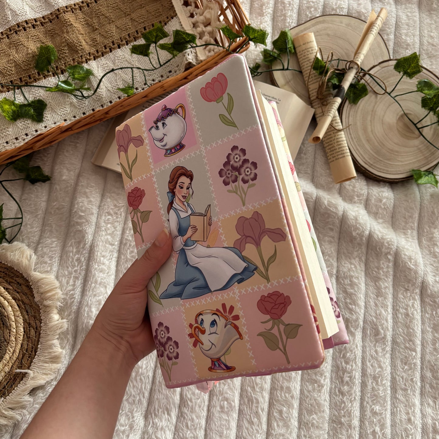 Funda ajustable Bella en primavera