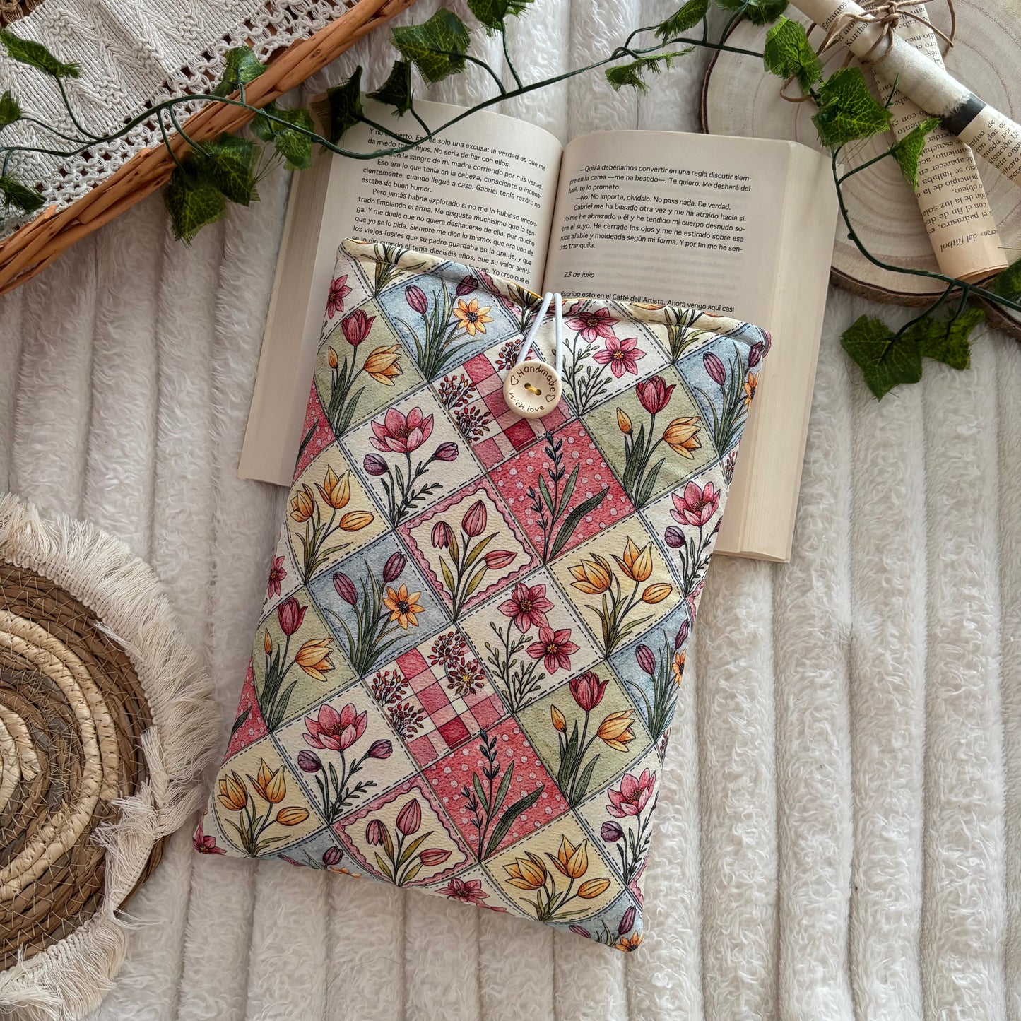 Funda literaria jardín encantado