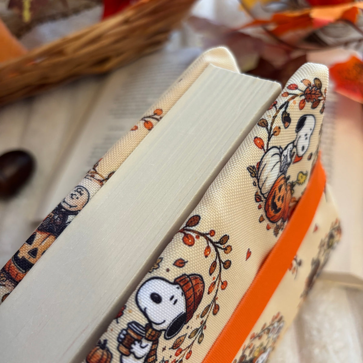 Funda ajustable Hello Autumn Snoopy impermeable