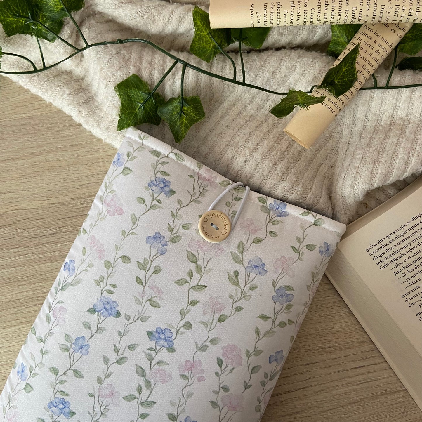 Funda literaria Mara