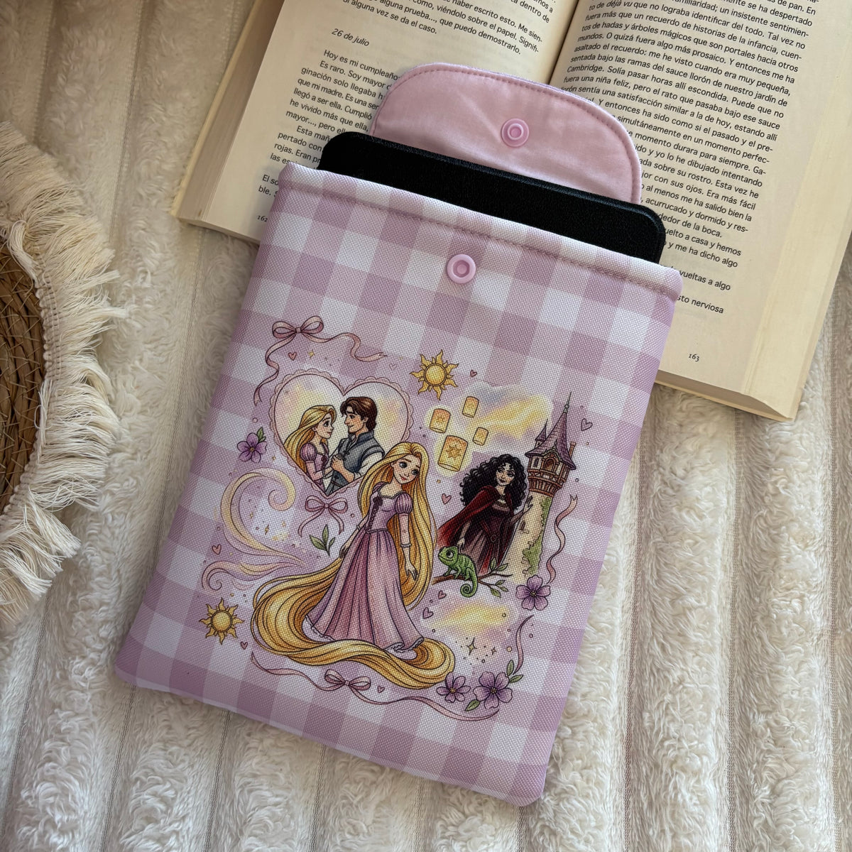 Funda kindle/kobo érase una vez Rapunzel impermeable