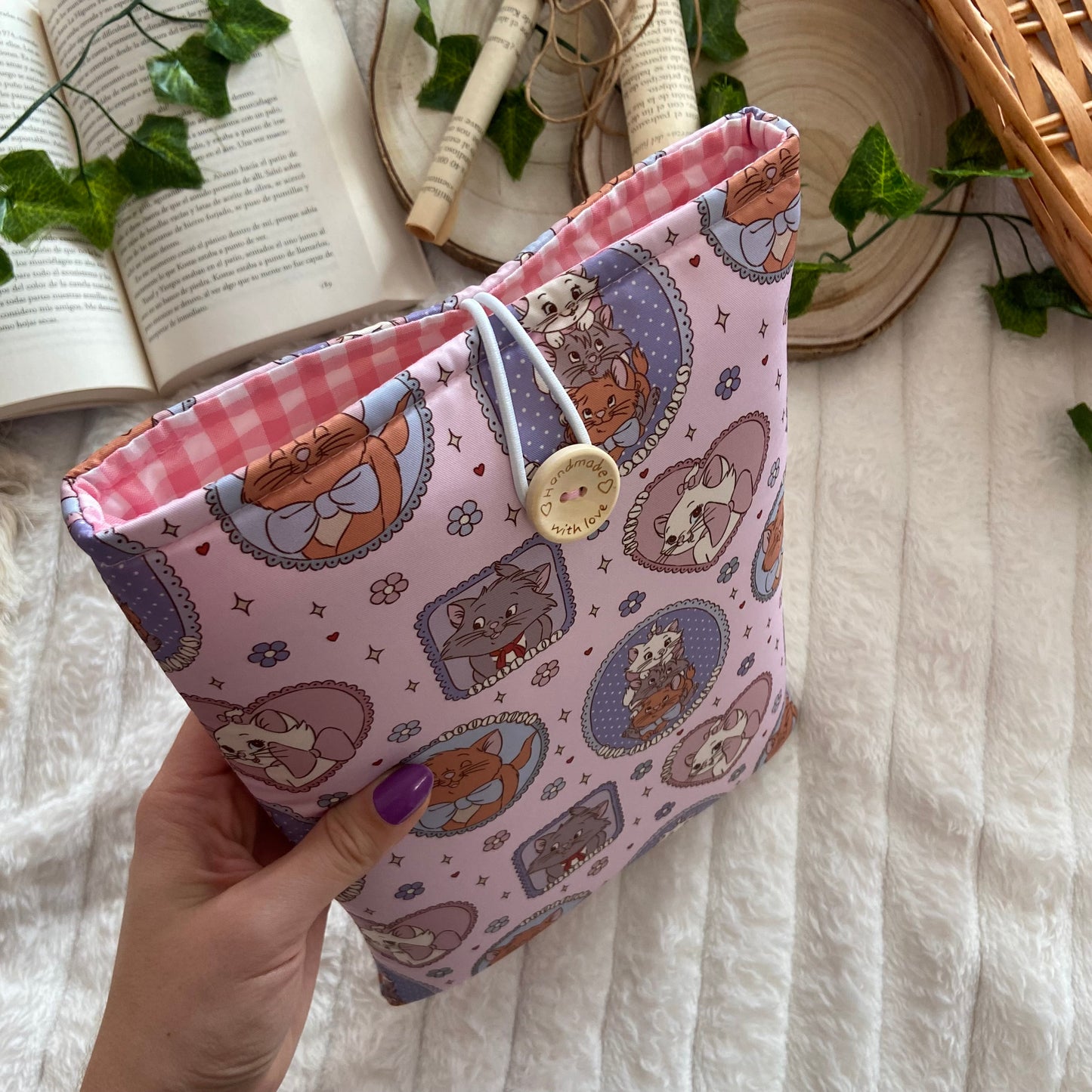 Funda literaria cute Aristogatos