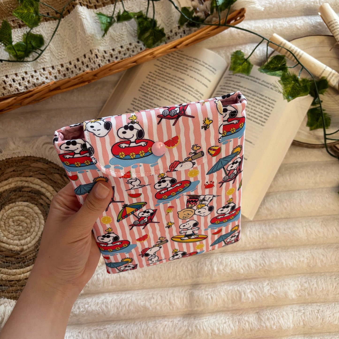 Funda kindle/kobo libra colour Snoopy veraniego impermeable