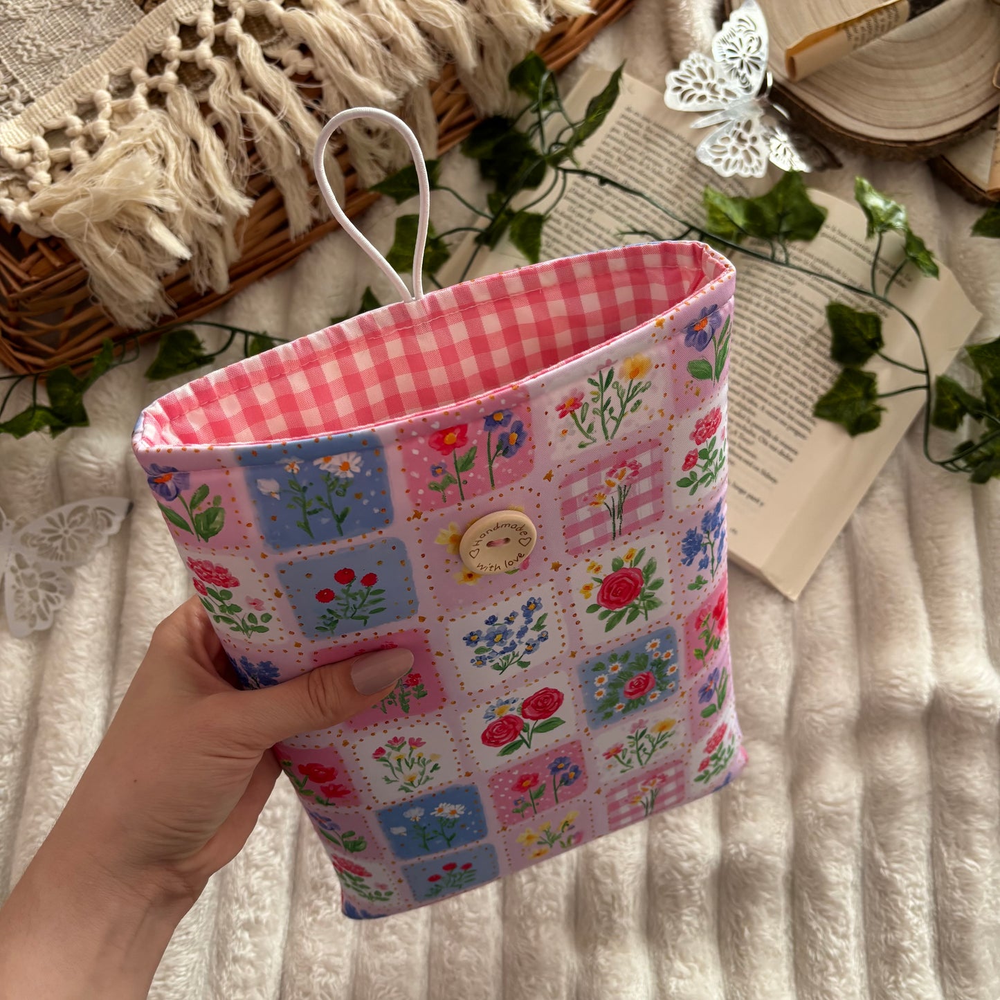 Funda literaria esencia primaveral