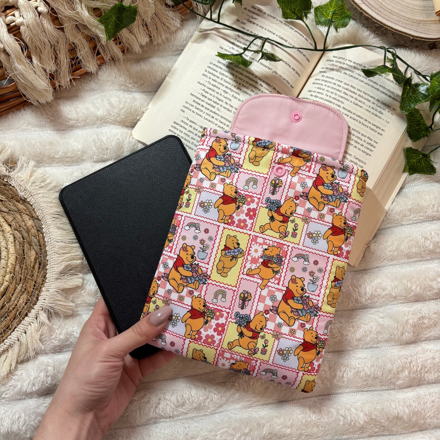 Funda kindle/kobo libra colour collage Winnie